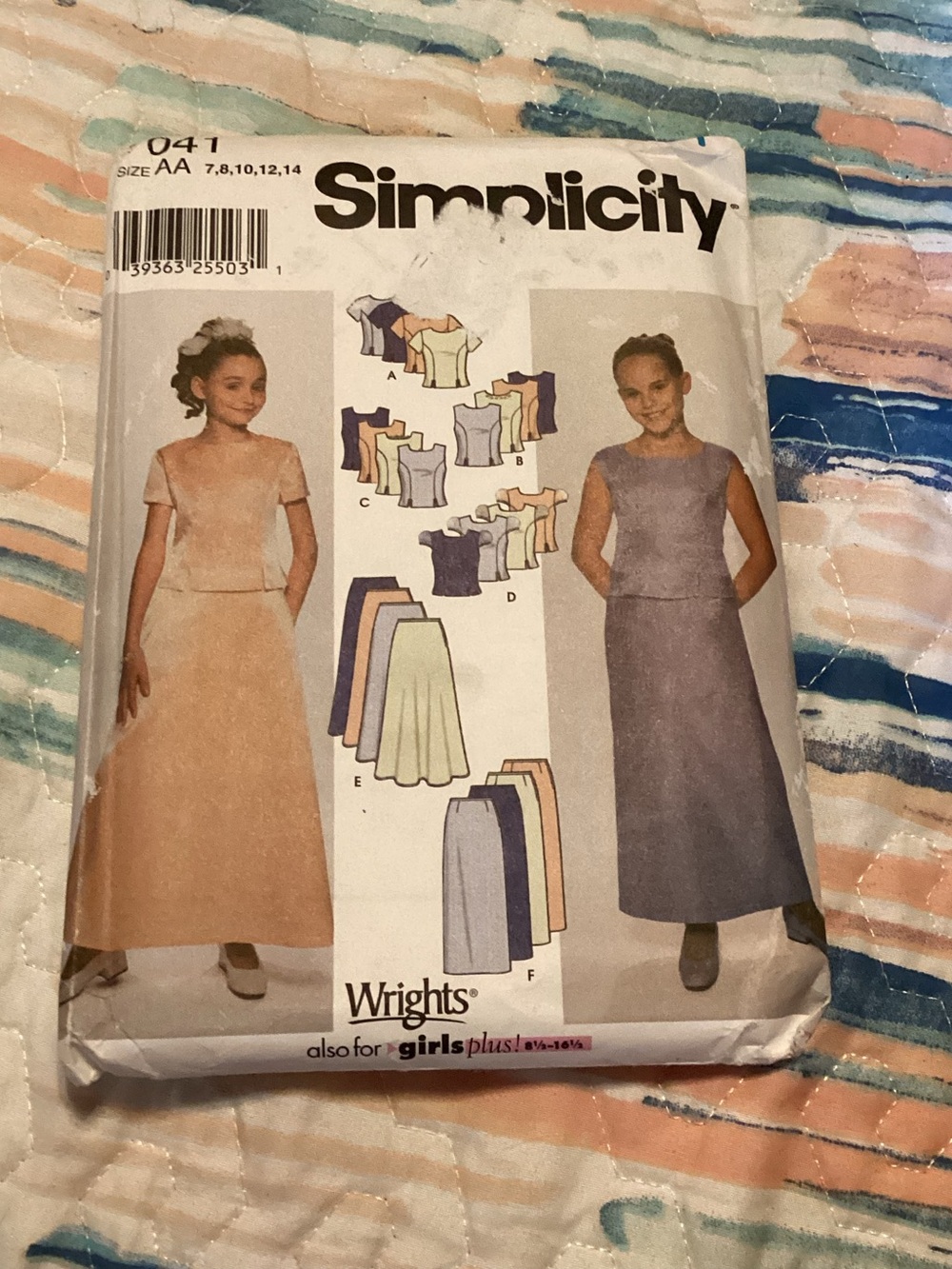 Girls/Girls Plus Tops Variation Sleeves And Necklines Uncut 7041  Uncut Sewing